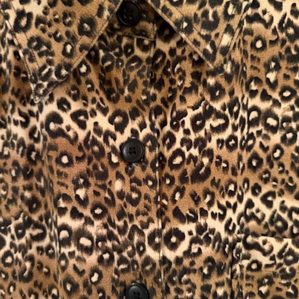 Denim & Co Animal/Leopard Print Stylish Button-Down Shirt Very Good Condition, M - Picture 6 of 6
